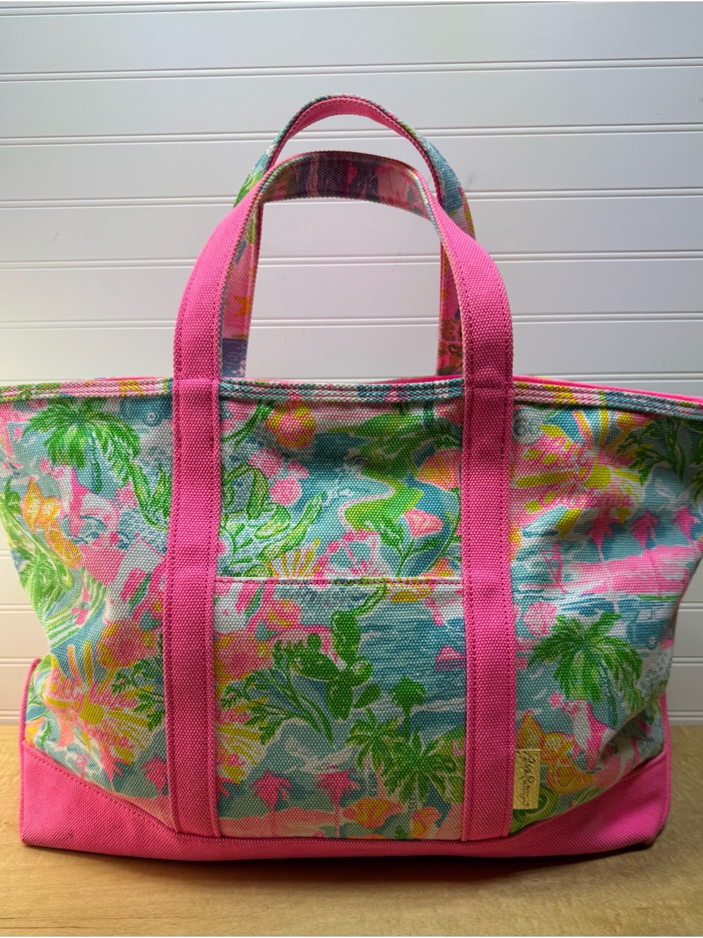 Lilly Pulitzer Mercato Tote Bag “Lilly Loves California” Multicolor Canvas.